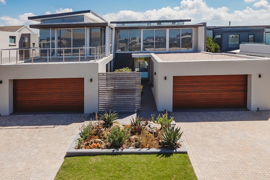 4 Bedroom Property for Sale in Oubaai Western Cape